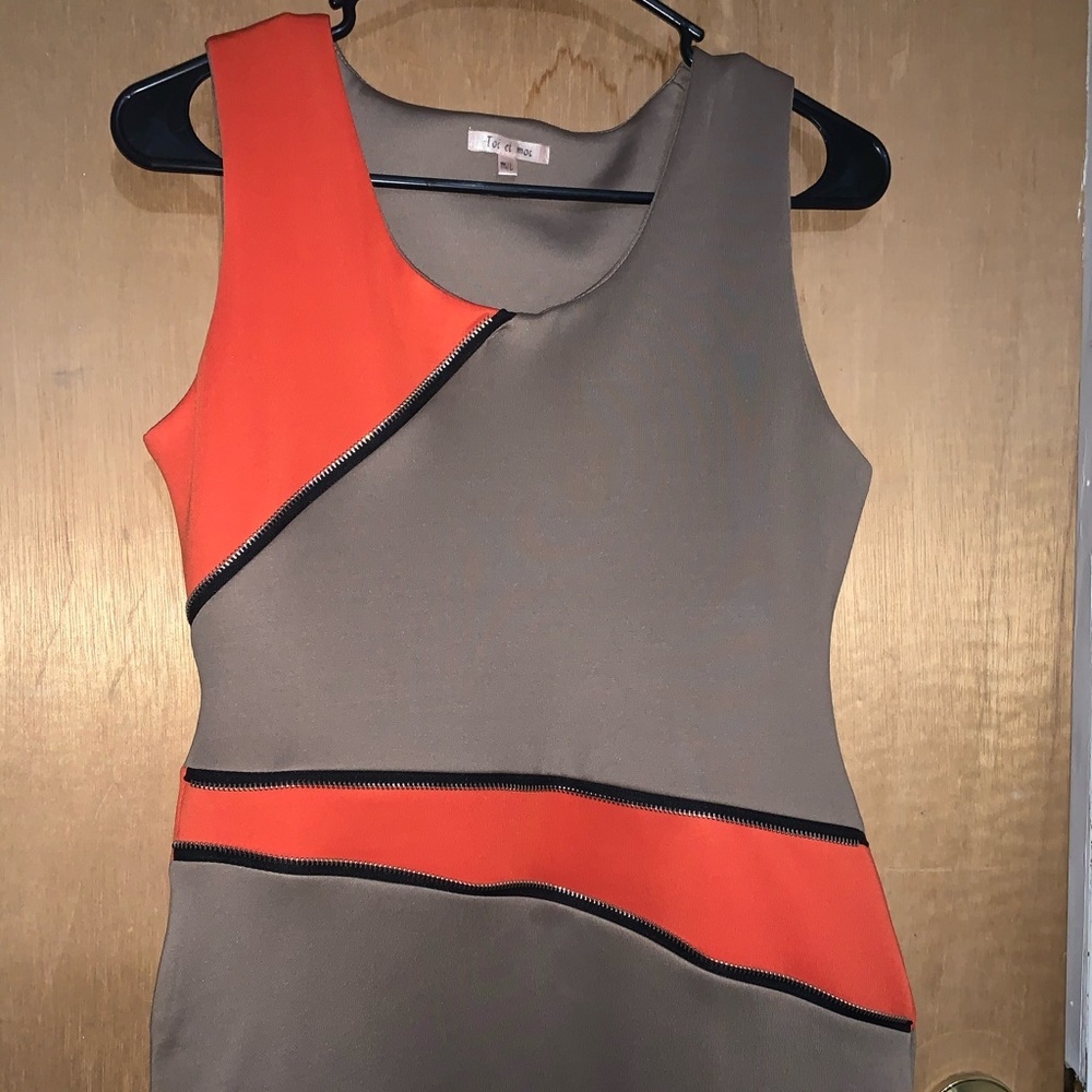 Dress - Picture 2 of 7